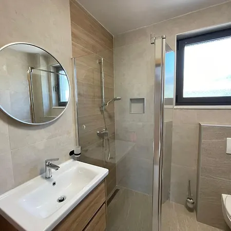 Sonja Apartman